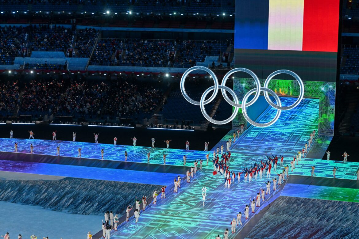 Olympics 2024, France opening ceremony performances and athletes welcome